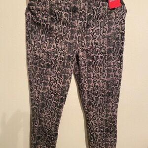 SPANX Black and Gray Patterned Leggings